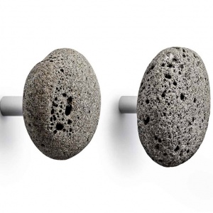 věšáky Stone Hooks