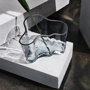IITTALA váza Savoy 140 mm recyklovaná
