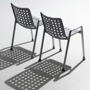 VITRA židle Landi Chair