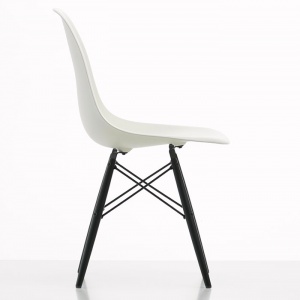 VITRA židle DSW červená