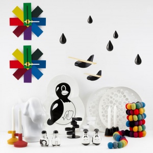 NORMANN COPENHAGEN nástěnné hodiny Watch Me růžové