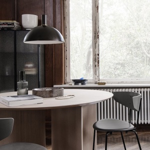 FERM LIVING závěsné svítidlo Collect dlouhé černá mosaz
