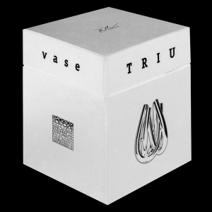 BLACKBOX váza Triu stříbrná