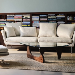 VITRA stolek Noguchi Coffee Table ořech