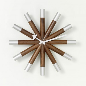 VITRA nástěnné hodiny Wheel Clock - z expozice