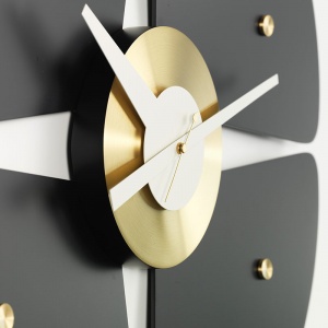 VITRA nástěnné hodiny Petal Clock černé - z expozice