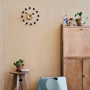 VITRA nástěnné hodiny Ball Clock černá