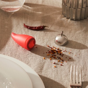 ALESSI dóza s dávkovačem na chilli Piccantino