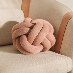 DESIGN HOUSE STOCKHOLM polštář Knot růžový