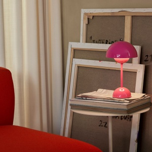 přenosná stolní lampa Flowerpot VP9 tangy růžová