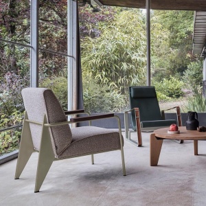 VITRA křeslo Fauteuil de Salon