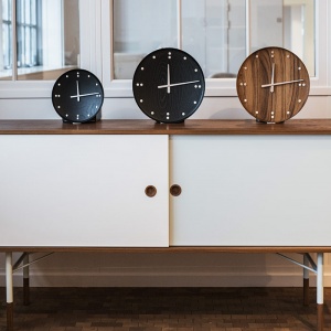 ARCHITECTMADE hodiny FJ Clock černé velké