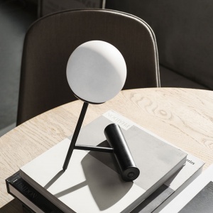 AUDO (MENU) přenosná lampa Phare LED červená