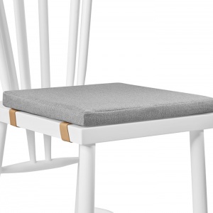 DESIGN HOUSE STOCKHOLM podsedák Family Chair světle šedý